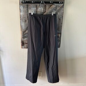 New w/Tags Men's Nike Golf Storm Fit Pants Black